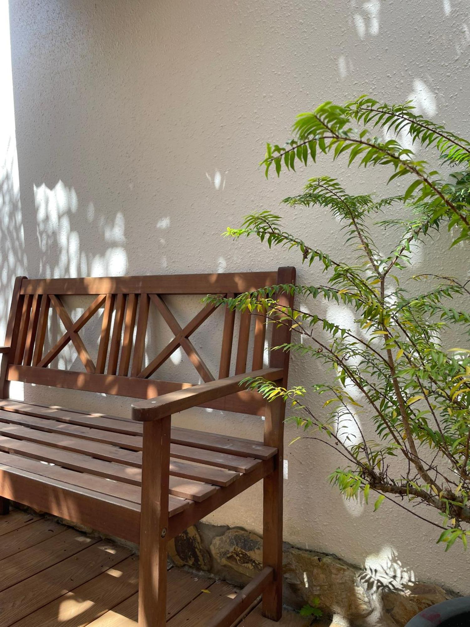 La Garden Homestay Long Xuyên Екстериор снимка