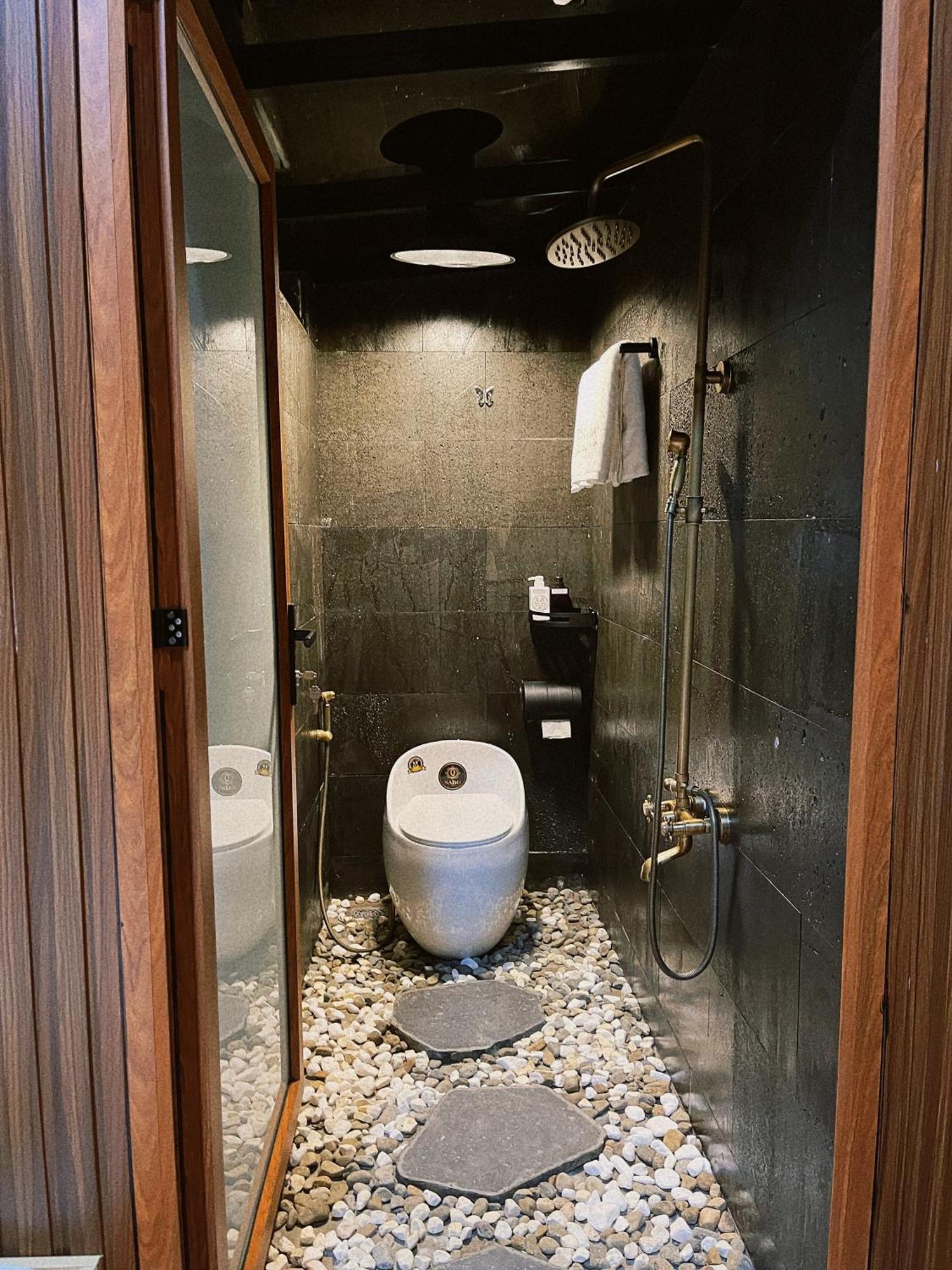 La Garden Homestay Long Xuyên Екстериор снимка