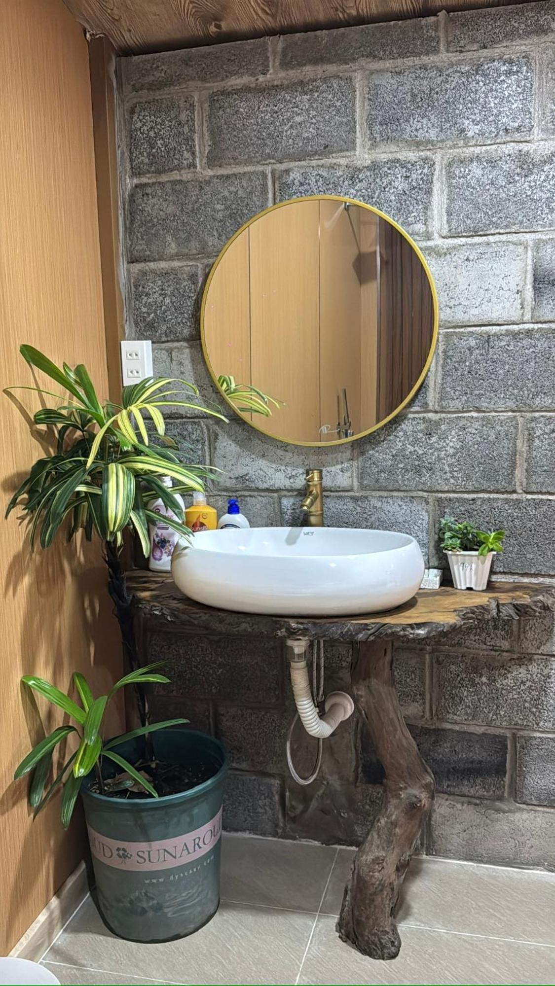 La Garden Homestay Long Xuyên Екстериор снимка